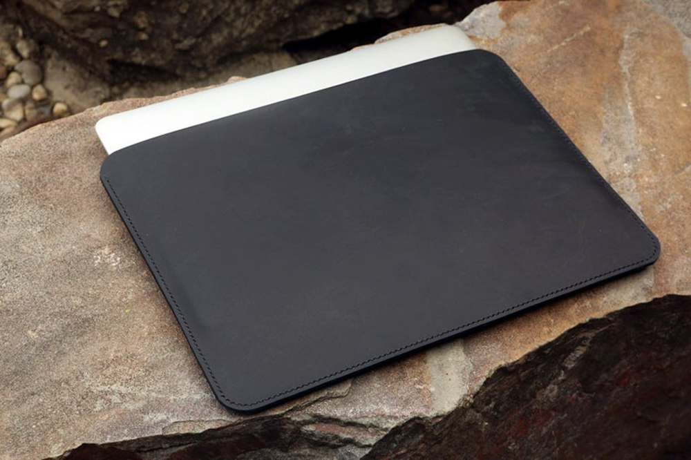 Túi da MacBook da bò sáp mỏng nhẹ, dạng sleeve – 12-16 inch - SL3307 imgi 16 tui dung macbook den1